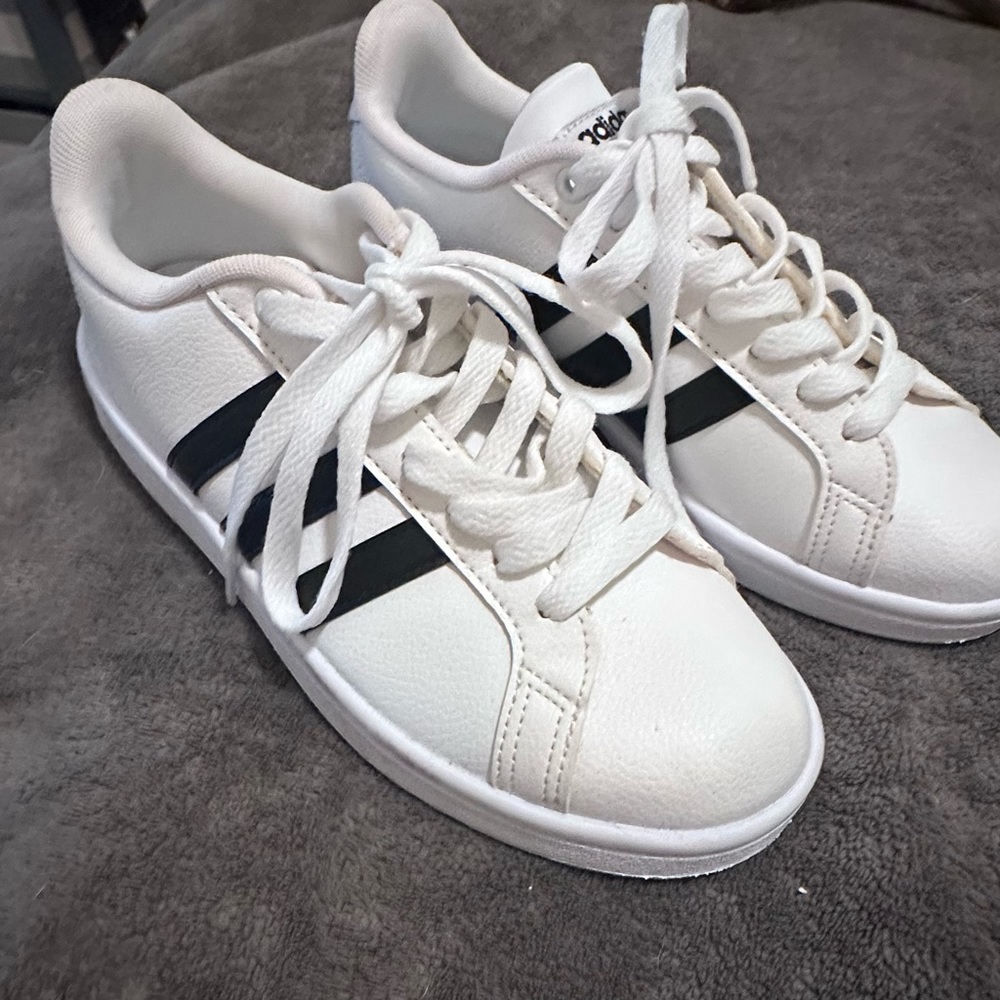 Adidas stripe ortho athletic sneakers